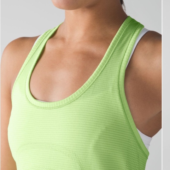 🍁50% Off Sale 🍁 Lululemon Swiftly Tech Neon Green - Picture 5 of 11